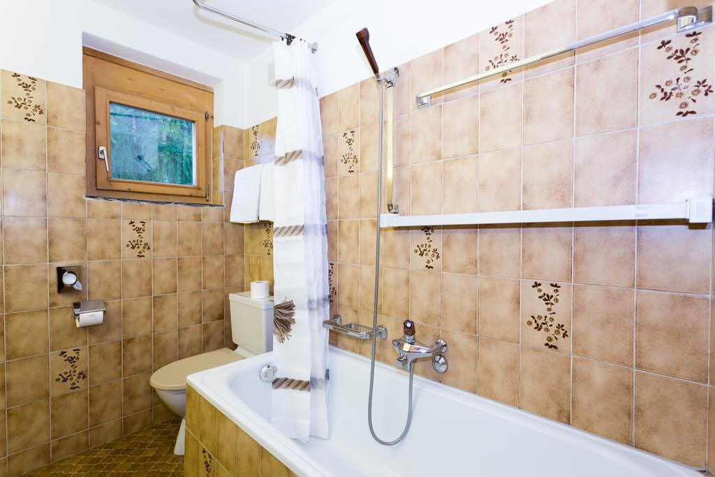 Hotel B&B Susom Surlej Сильваплана Экстерьер фото